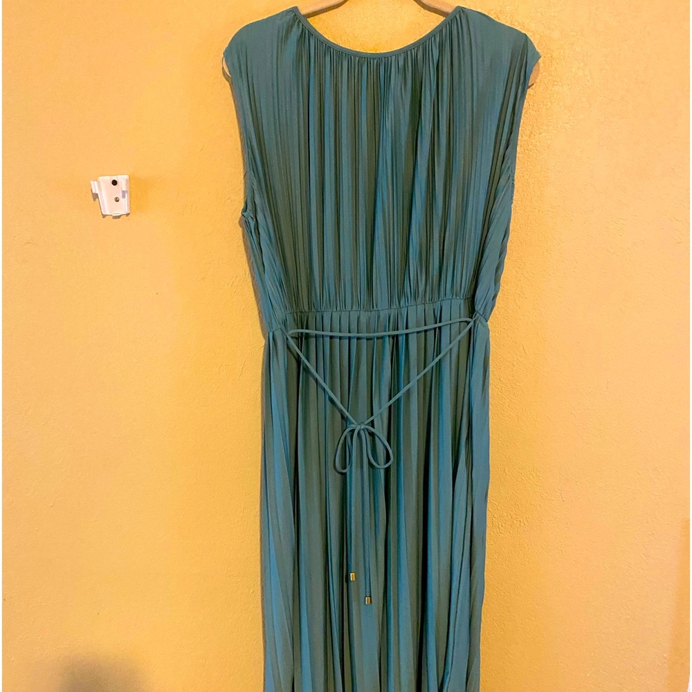 Brand new H&M dress